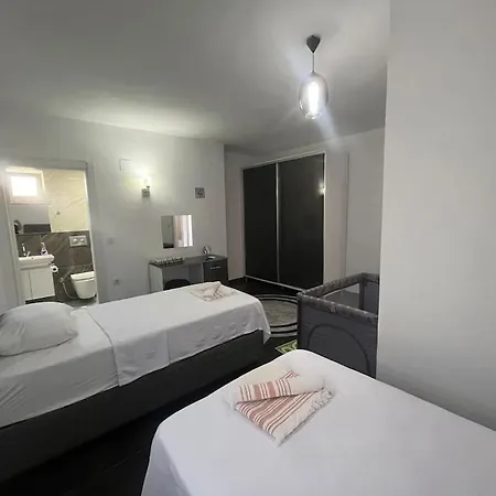 6-person W/ Private Pool In Central Location - Awz 348 וילה